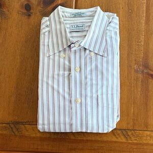 L.L. Bean Men's White and Red Striped Shirt